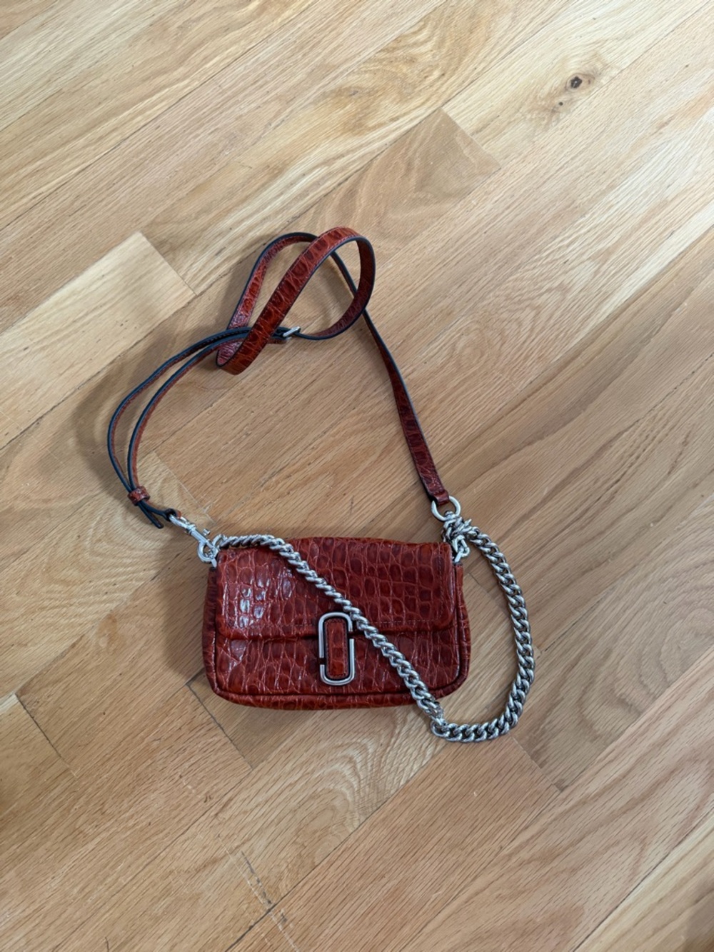 Marc Jacobs Croc-Embossed Crossbody Bag with Silver Chain